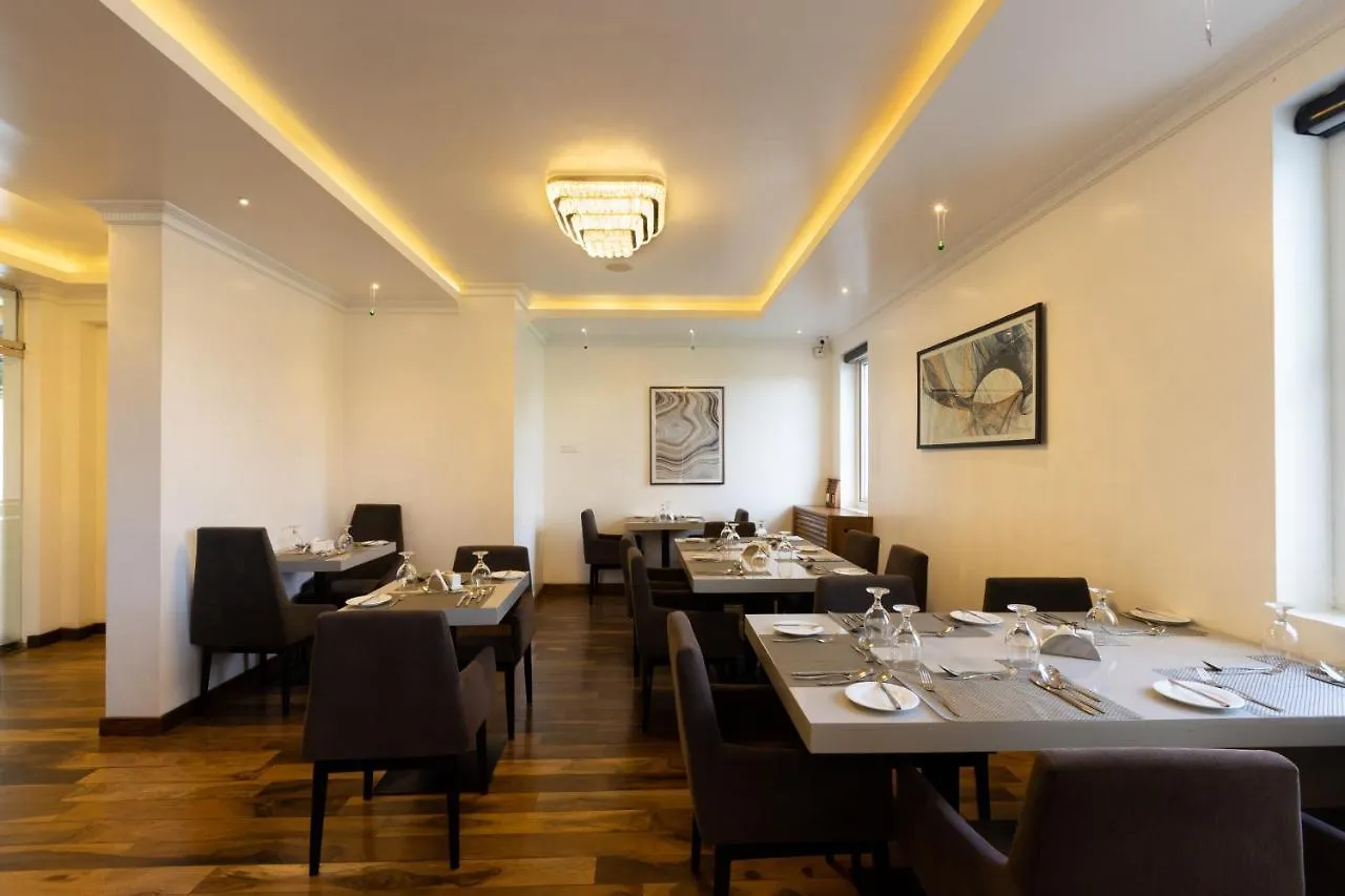 Hotel Grand Turf Nuwara Eliya